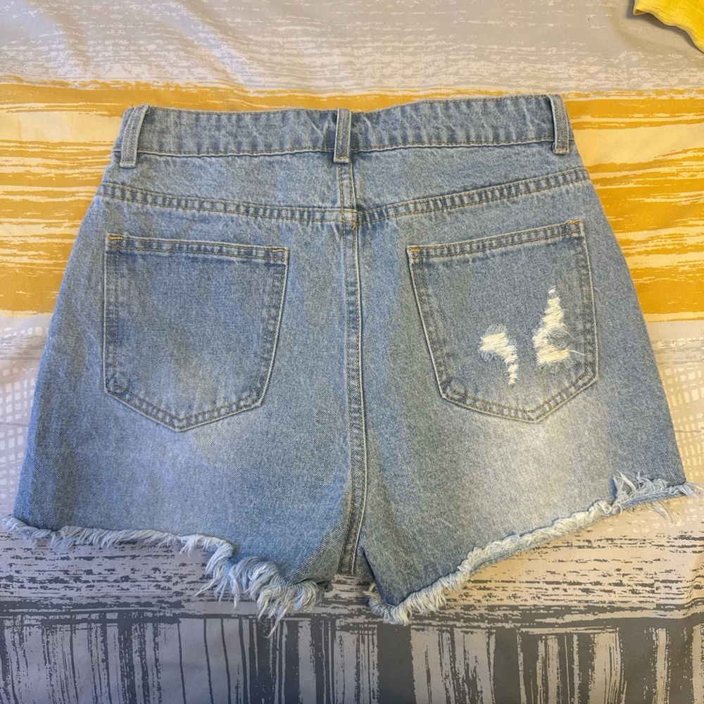 SHEIN Light Blue Ripped Jean Shorts - Picture 2 of 2